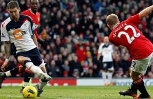 Paul Scholes giải tỏa bế tắc cho MU