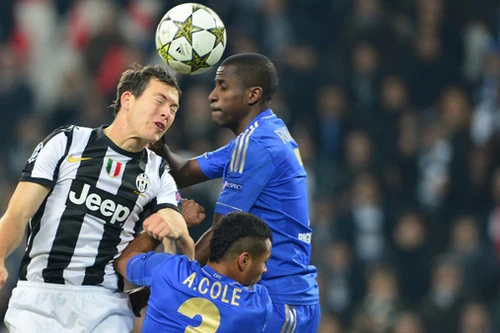 ĐKVĐ Chelsea sắp thành cựu vô địch