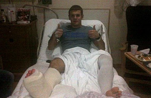 Arsenal lại gặp tin dữ