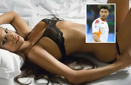 Ngôi sao AS Roma "trói" siêu mẫu 