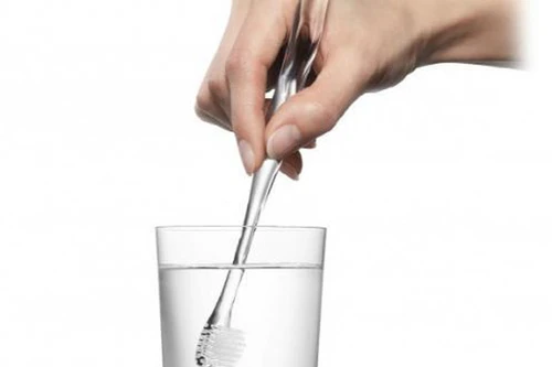 Đánh răng “chay” vẫn sạch