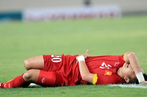 Phi Sơn nối gót Hoàng Thịnh rời U23 Việt Nam?