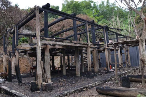 600 triệu đồng để phục dựng lại nhà Lang bị cháy