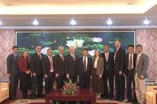 Phó Giám đốc CATP.Hà Nội Bạch Thành Định tiếp Ban đại diện Giáo hội Mormon Việt Nam