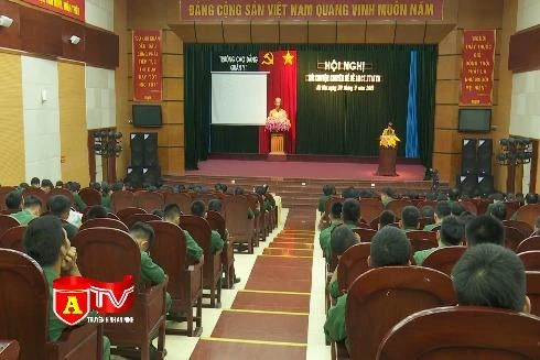 Ngăn chặn "tín dụng đen" xâm nhập trường học