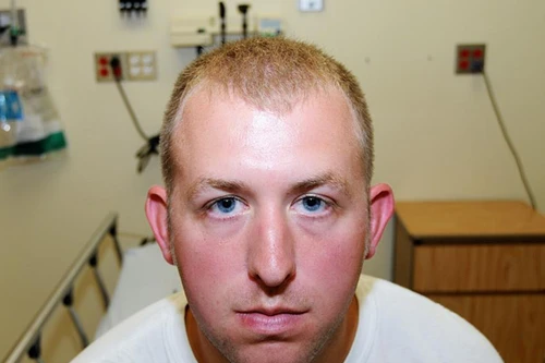 Cảnh sát bắn chết thanh niên da màu ở Ferguson xin nghỉ việc