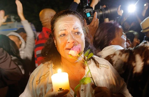 Nam Phi chìm trong đau buồn