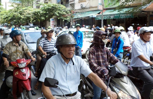 Sẽ thu phí xe cá nhân ra vào nội đô