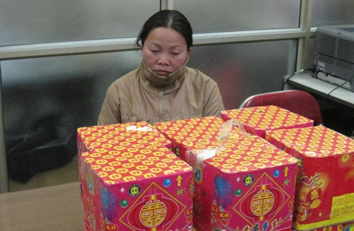 “Lái pháo” chưa kịp kiếm tiền đã bị bắt