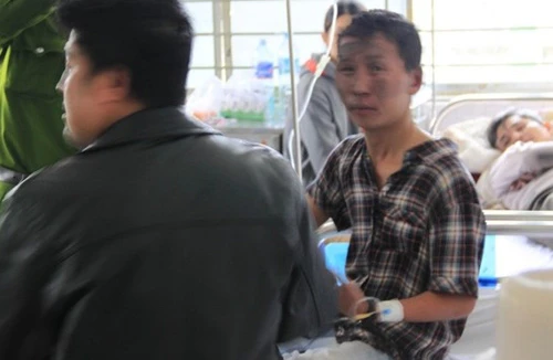 Chém xối xả, rồi đổ xăng thiêu sống người yêu cũ vì bị cự tuyệt