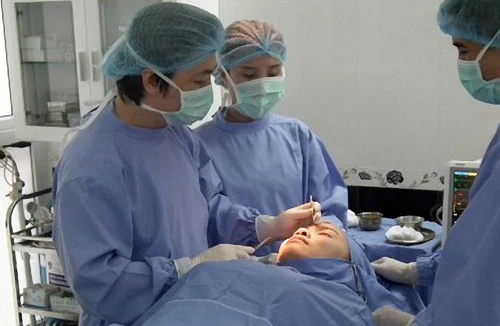 Tỉnh táo trước cám dỗ chết người