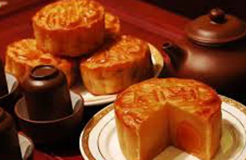 Cấm sử dụng công quỹ để mua sắm, tặng quà