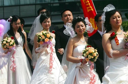 Xúc phạm phụ nữ Việt và có dấu hiệu buôn bán người