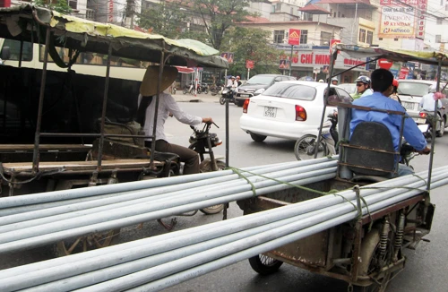 Xe công nông tự chế, xe 3-4 bánh: Khó loại bỏ được ngay