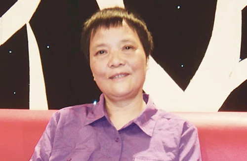 TSKH Đoàn Hương: Vô cảm là lớp cặn nổi trên bề mặt xã hội