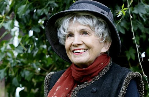 “Bậc thầy nghệ thuật truyện ngắn đương đại” đoạt giải Nobel Văn học