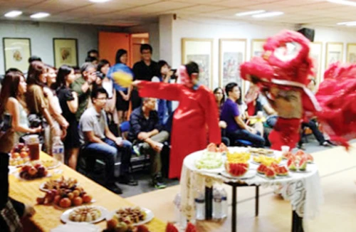 Xao xuyến Tết Việt ở Paris