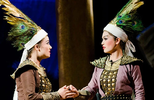 Chèo về Hai Bà Trưng ra rạp 