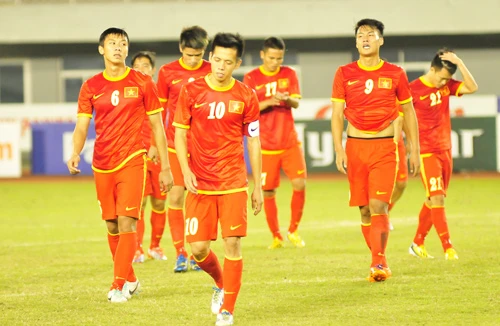 Thăng trầm bóng đá Việt Nam 2013