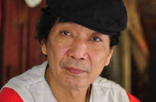 Có một nụ cười vừa tắt…