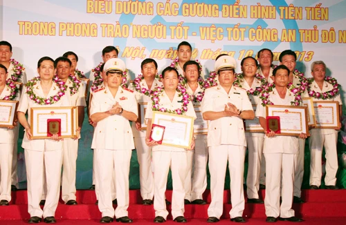 Công an Thủ đô vinh danh “người tốt, việc tốt”