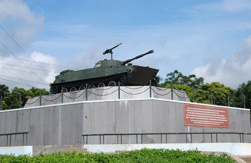 Bảo Trấn Lao, di tích chiến tranh