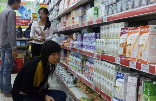 Khuyến mãi lớn sức mua vẫn ì ạch