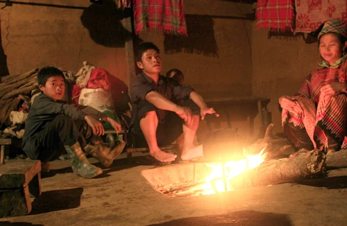 Đêm cuối năm trên đỉnh Tây Côn Lĩnh