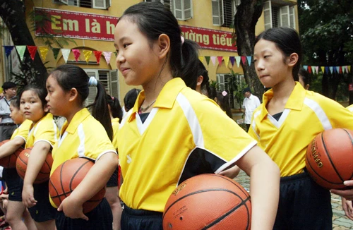 Xây trường chuẩn quốc gia vì học sinh