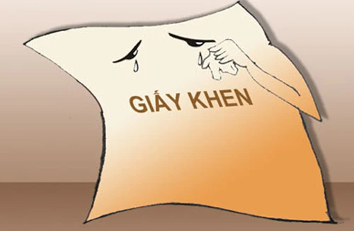 Thi đua khen thưởng kiểu… phát quốc xẻng