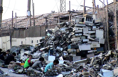 Quả bom hẹn giờ toàn cầu