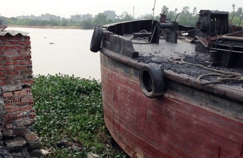 Bí ẩn bản di chúc của hai vợ chồng buộc tay nhau cùng tự tử