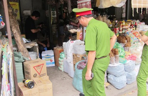 Nước chấm Trung Quốc giả danh… Nhật Bản