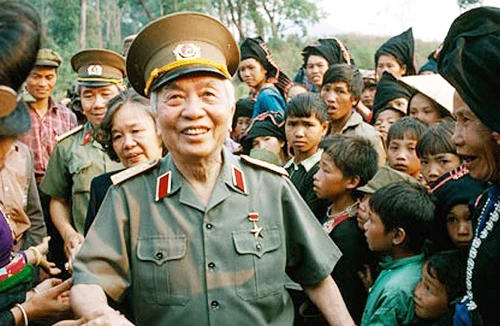 Trong tĩnh lặng cõi thu