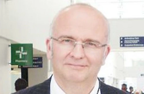 Bác sĩ “ký tên” trên gan bệnh nhân