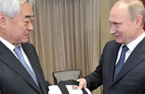 Tổng thống V.Putin được phong cửu đẳng Taekwondo