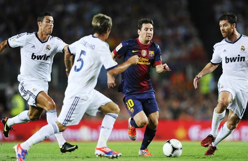 Đối đầu siêu kinh điển