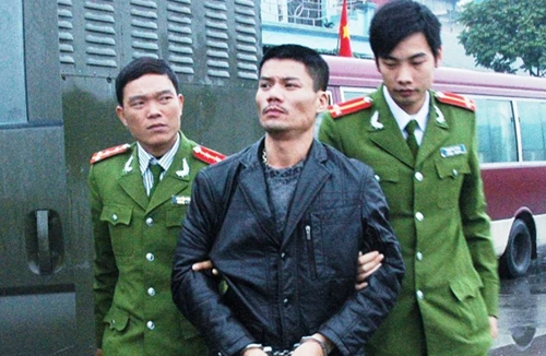 Những phi vụ làm ăn "sặc mùi"... xã hội đen