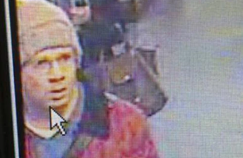 Ráo tiết truy tìm thủ phạm xả súng tại Paris