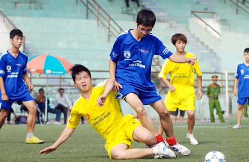 Chiến thắng nhọc nhằn