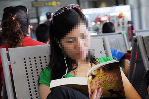 Trước khi phẫu thuật, chị Huyền nhắn tin cho chồng: "Tối em về"