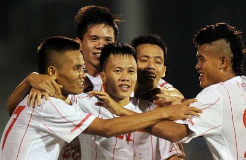 U23 Việt Nam: Trong cơn "đại hạ giá"