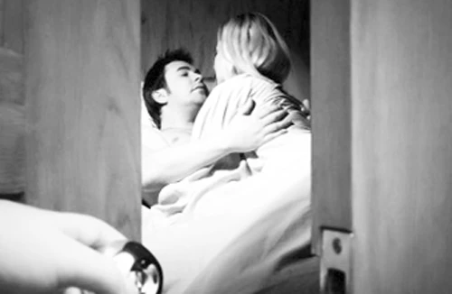 “Quá tay” khi chồng “say nắng”