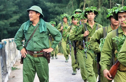 “Sen” nở từ... thảm họa