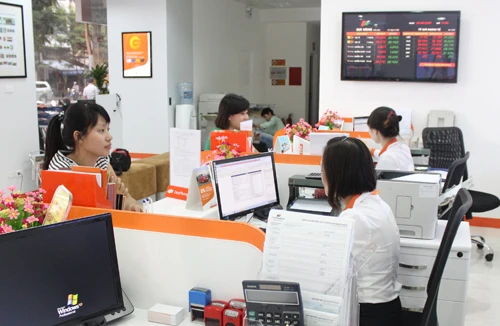 Kinh tế đang ấm lên từ đáy