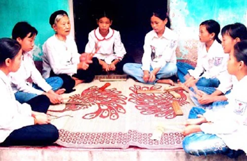 Chính sách cho nghệ nhân: Mòn mỏi đợi chờ