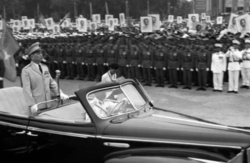 Thông tin chưa từng biết về chiếc xe chở Đại tướng Võ Nguyên Giáp tại lễ duyệt binh ngày 2-9-1975