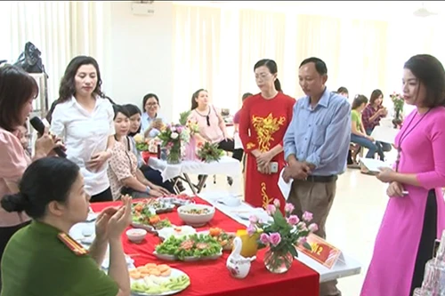 Phụ nữ Công an quận Hai Bà Trưng: Giỏi việc nước, đảm việc nhà