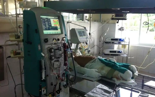 Một trong 2 nạn nhân còn lại trong vụ máy bay rơi ở Hòa Lạc đã tử vong