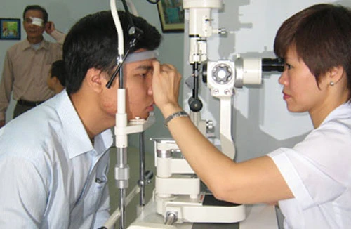 Không có chuyện “cháy hàng” thuốc chữa đau mắt đỏ